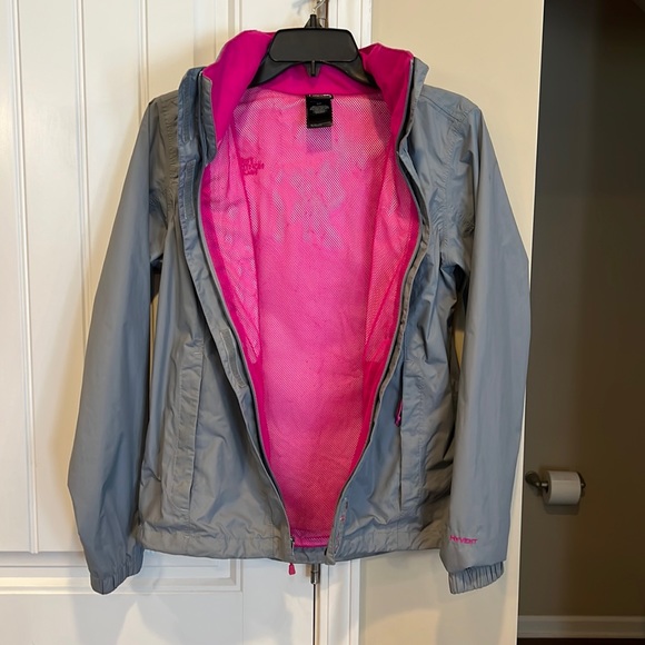 The North Face Women’s HyVent Jacket - Picture 2 of 5
